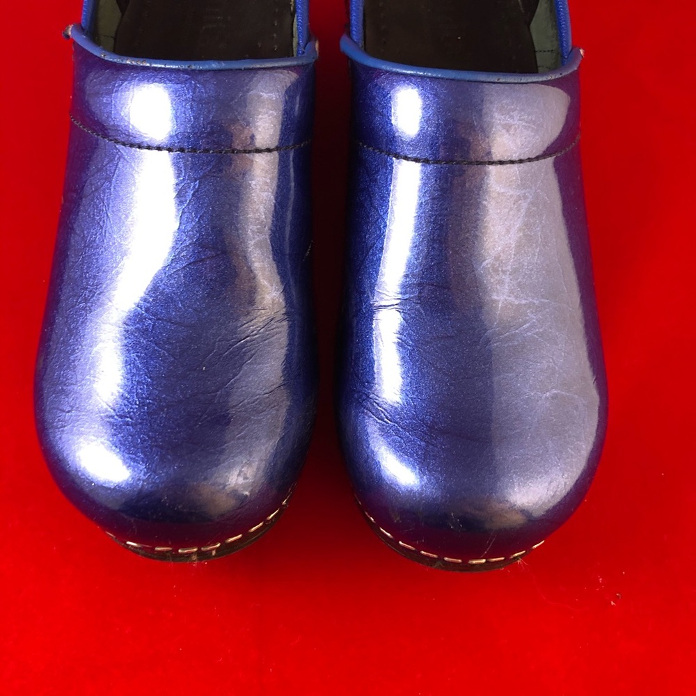 Sanita Shiny Blue Nursing Clogs EU 37 US 6.5 - 7 - Picture 4 of 13
